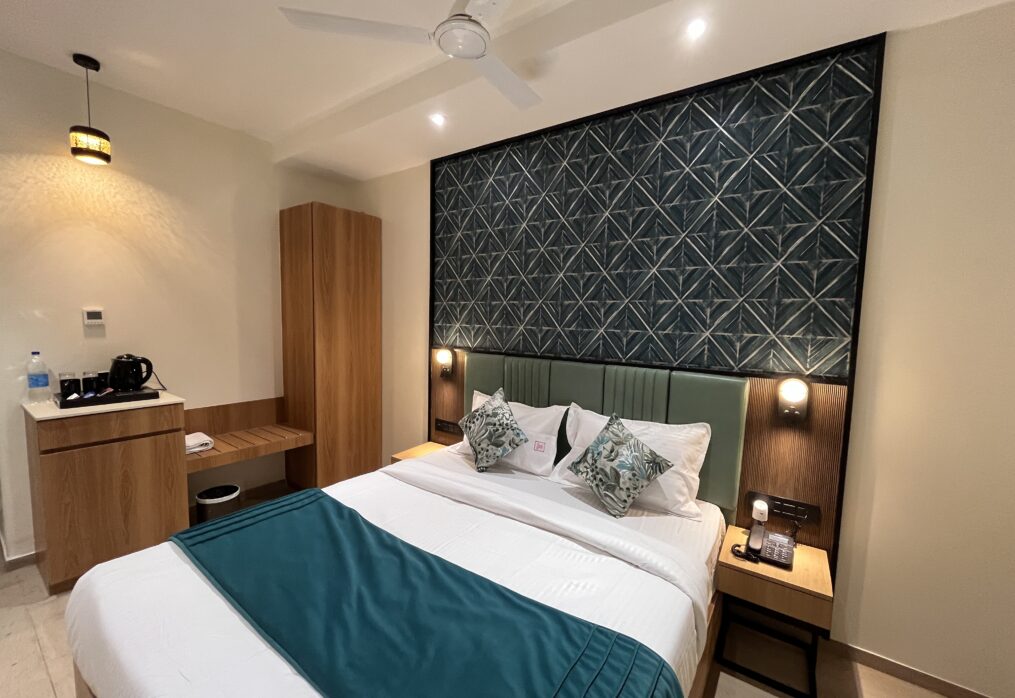 Affordable Luxury: Why Hotel Esquire is the Best Value Stay in BKC Mumbai