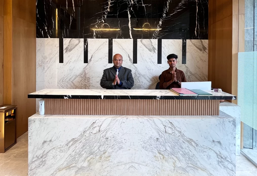 Best BKC Hotel Near US Consulate – Esquire Hotel